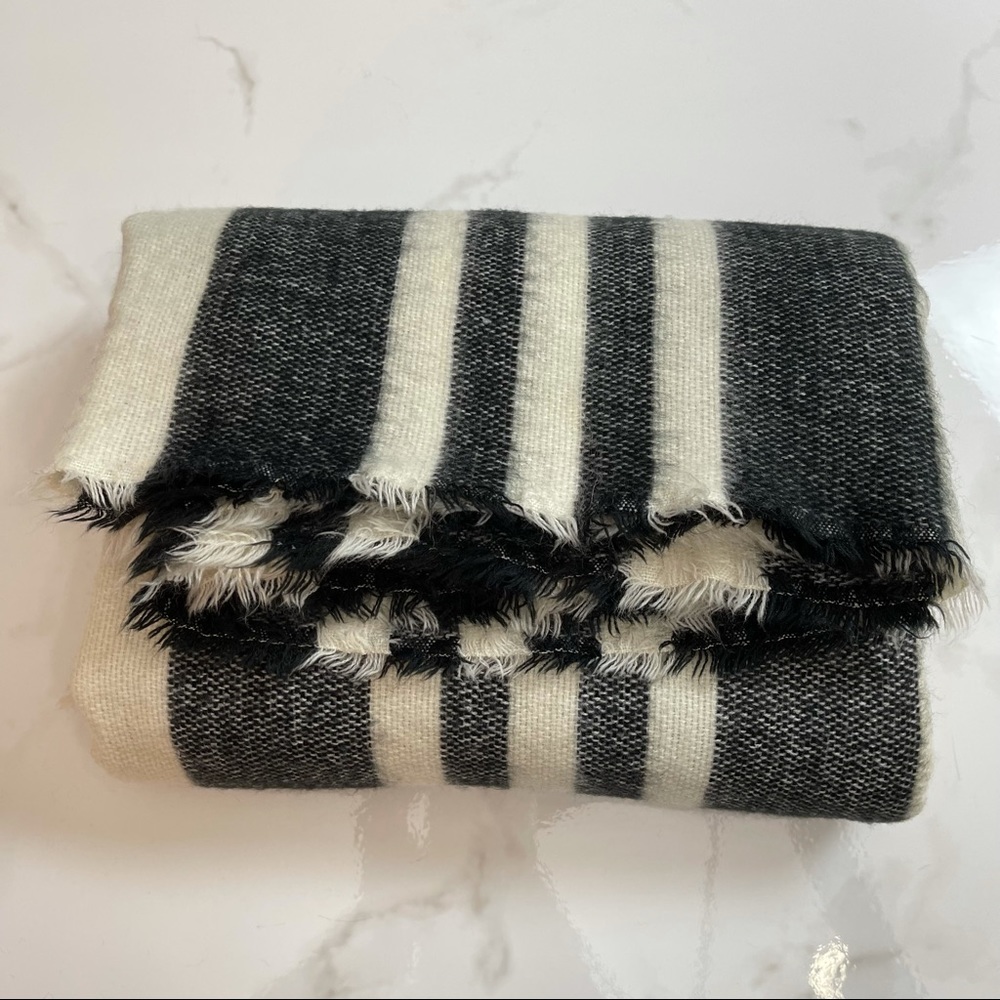 THEE ZARA BLANKET Soft Black & Ivory White Striped Scarf